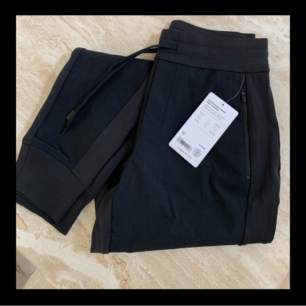 NWT Headland Hybrid Trek Joggers